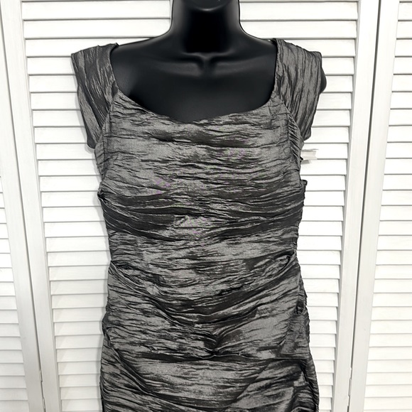 Jeanne Alexander Metallic Silver Gray Ruched/ Crinkle Off Shoulder Midi Dress/12 - Picture 6 of 14